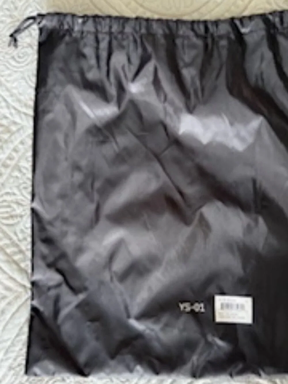 Yeezy sandals size 8 in black - Picture 4 of 5